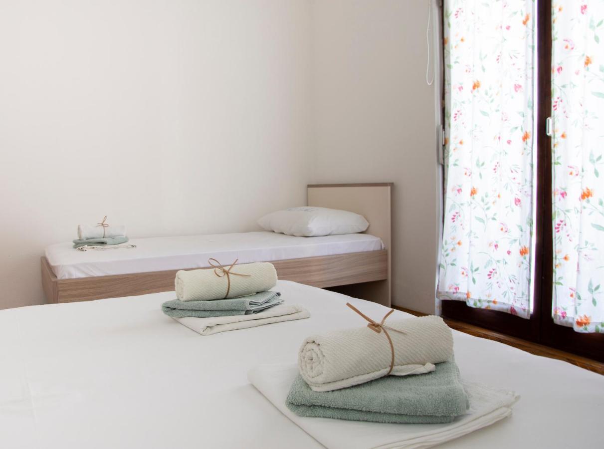 Apartment Nely - Sea, Terrace And Peace Trogir Exterior photo