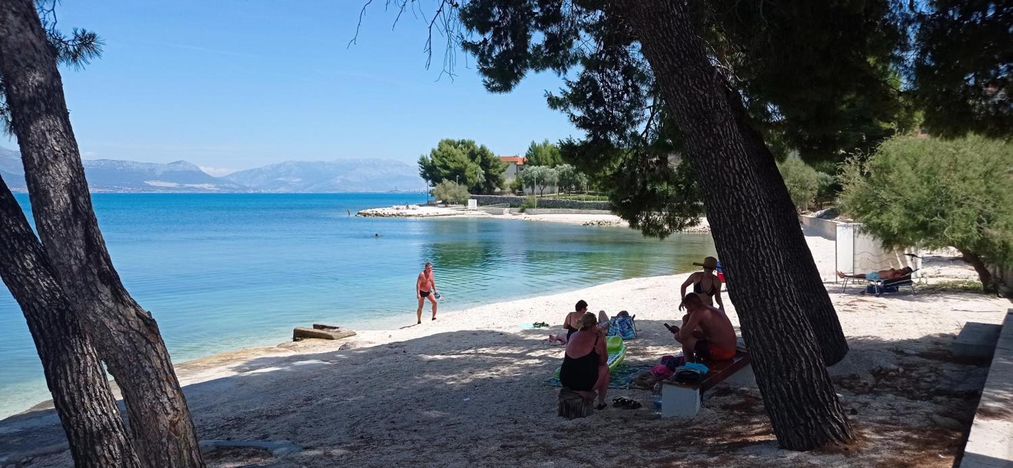 Apartment Nely - Sea, Terrace And Peace Trogir Exterior photo