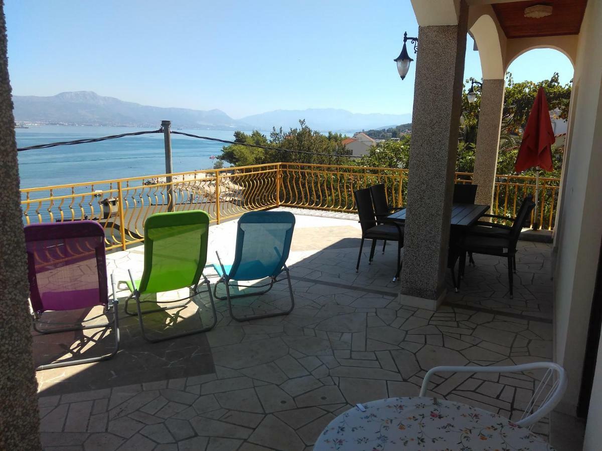Apartment Nely - Sea, Terrace And Peace Trogir Exterior photo